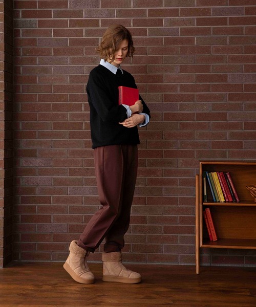 Minnetonka(ミネトンカ)の「MINNETONKA ミネトンカ / 25M04 厚底フロントジップボアブーツ(ブーツ・レディース・ブラック/アッシュグレー/ブラウン・6/7/8/9)」の21枚目の写真