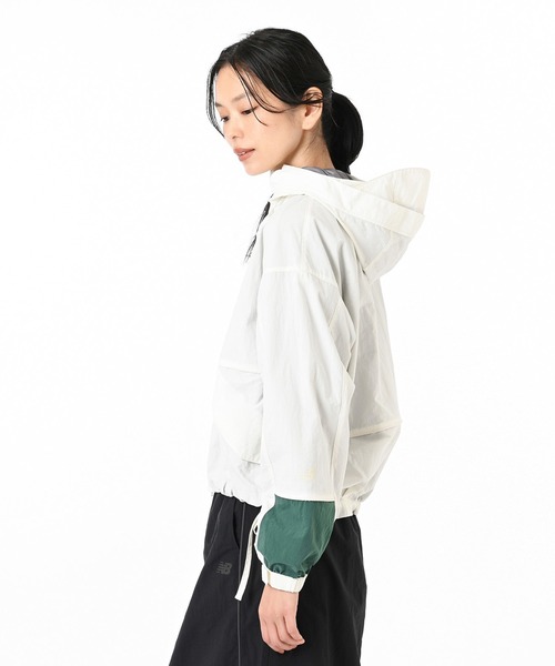 NEW BALANCE（ニューバランス）の「フーデットタスランジャケット（ブルゾン・レディース・ダークグレー/オフホワイト・SMALL/MEDIUM/LARGE）」の6枚目の写真