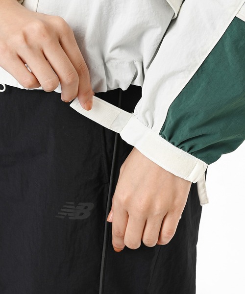 NEW BALANCE（ニューバランス）の「フーデットタスランジャケット（ブルゾン・レディース・ダークグレー/オフホワイト・SMALL/MEDIUM/LARGE）」の13枚目の写真