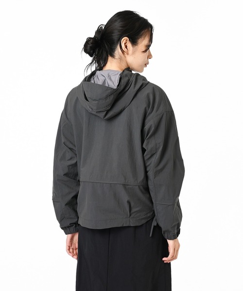 NEW BALANCE（ニューバランス）の「フーデットタスランジャケット（ブルゾン・レディース・ダークグレー/オフホワイト・SMALL/MEDIUM/LARGE）」の17枚目の写真