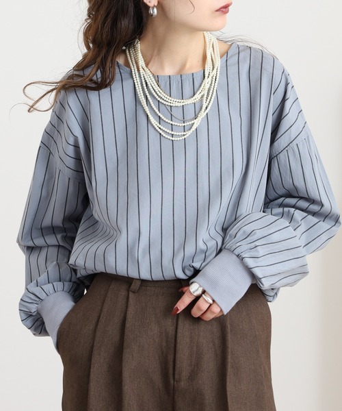 OMNES(オムネス)の「製品洗い コットンブロード裾ラウンドレイヤードブラウス ストライプ(シャツ/ブラウス・レディース・グレー系その他/ブルー系その他・FREE)」の4枚目の写真