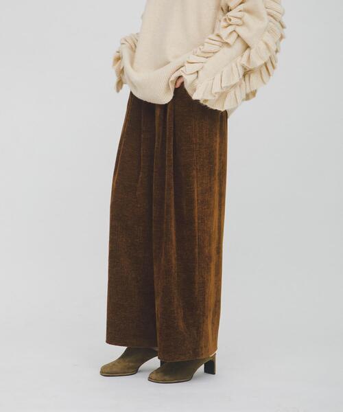 LAATO（ラート）の「wrinkle velor wide pants（その他パンツ・レディース・オフホワイト/キャメル/ダークグレー・FREE）」の3枚目の写真