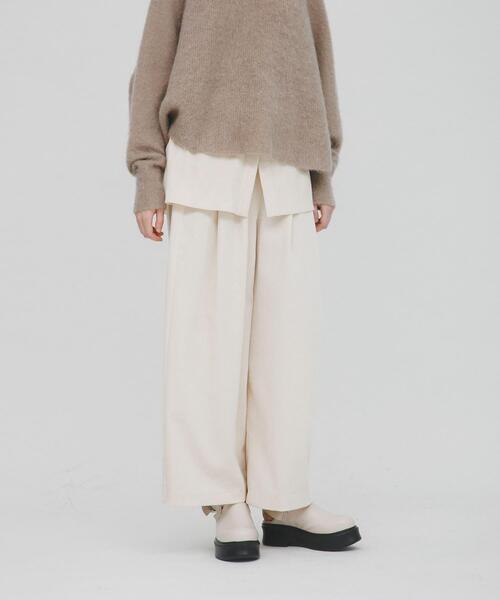 LAATO（ラート）の「wrinkle velor wide pants（その他パンツ・レディース・オフホワイト/ダークグレー/キャメル・FREE）」の6枚目の写真