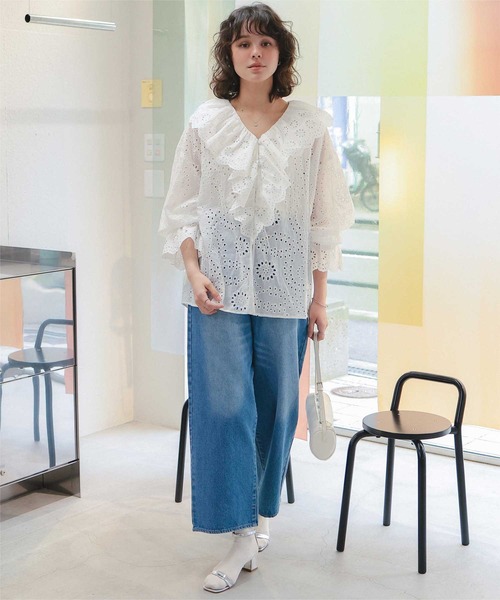 titivate(ティティベイト)の「フリルカラーレースブラウス(シャツ/ブラウス・レディース・オフホワイト/ブラック・L/M)」の5枚目の写真