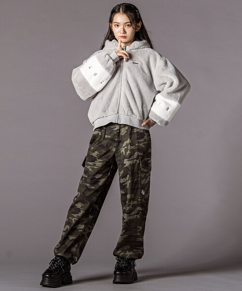 ZIDDY（ジディ）の「【 ニコ☆プチ 掲載 】ショート丈ファーブルゾン(130~160cm)（ブルゾン・キッズ・ブラック/グレー・FREE/150cm/130cm/140cm）」の12枚目の写真