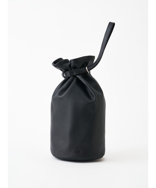 ONE.One-Handle Leather Handbag / 撥水レザー ONE.ワンドット】One-Handle Leather Handbag / 撥水レザー
