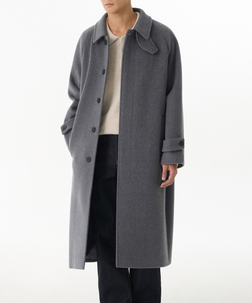 MUSINSA STANDARD（ムシンサスタンダード）の「カシミヤブレンドオーバーサイズミニマルバルマカンコート[ミディアムグレー]（チェスターコート・メンズ・その他・MEDIUM/LARGE/X-LARGE/XX-LARGE）」の2枚目の写真