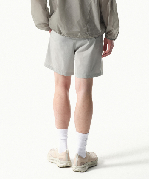 MUSINSA STANDARD（ムシンサスタンダード）の「[シティレジャー] バンディングショーツ [ライトグレー]（その他パンツ・メンズ・その他・26/27/28/29/30/31/32/33/34/36/38/40/42）」の3枚目の写真