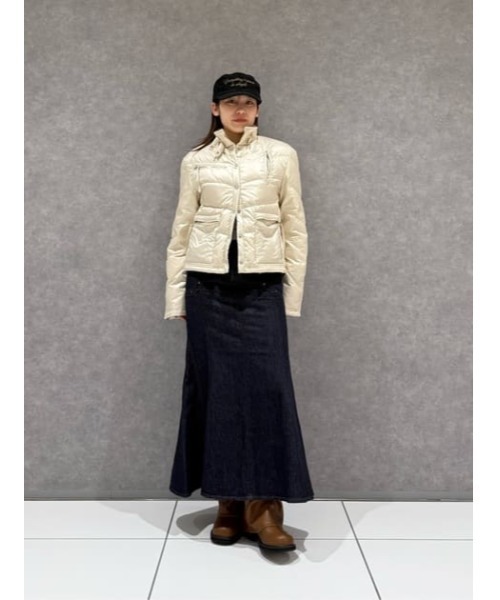 LAGUA GEM(ラグアジェム)の「STUDS POCKET DENIM スカート(デニムスカート・レディース・ブルー/ブラック・X-SMALL/SMALL/MEDIUM)」の13枚目の写真