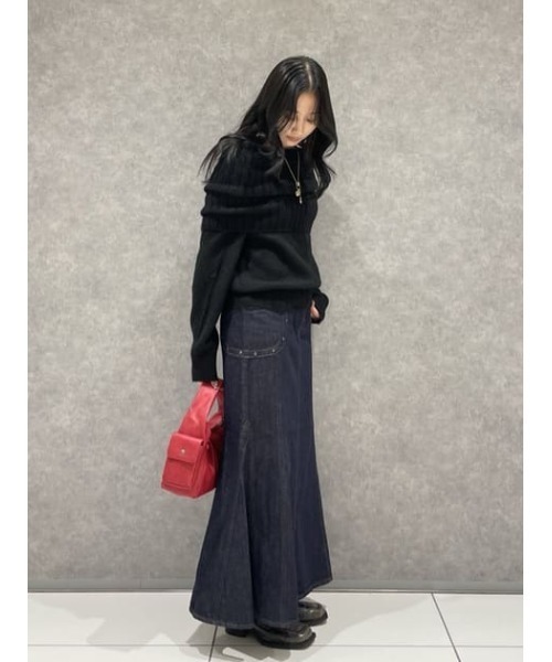 LAGUA GEM(ラグアジェム)の「STUDS POCKET DENIM スカート(デニムスカート・レディース・ブルー/ブラック・X-SMALL/SMALL/MEDIUM)」の16枚目の写真