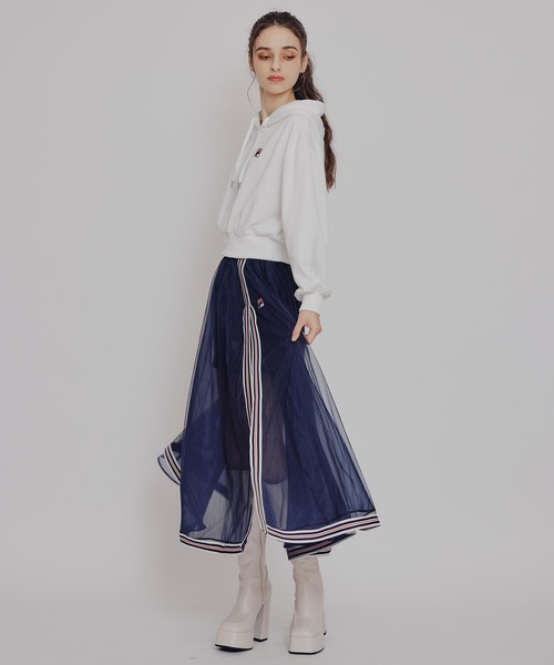 REDYAZEL（レディアゼル）の「［FILA×REDYAZEL］サガラロゴコンパクトフーディ（パーカー・レディース・ライトグレー/ネイビー/オフホワイト・FREE）」の19枚目の写真