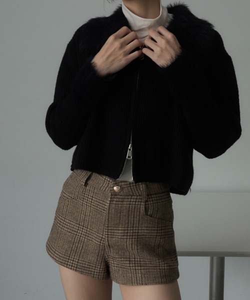 Nadana(ナダナ)の「チェック柄ショートパンツ(その他パンツ・レディース・グレー/ブラウン・MEDIUM/SMALL)」の16枚目の写真
