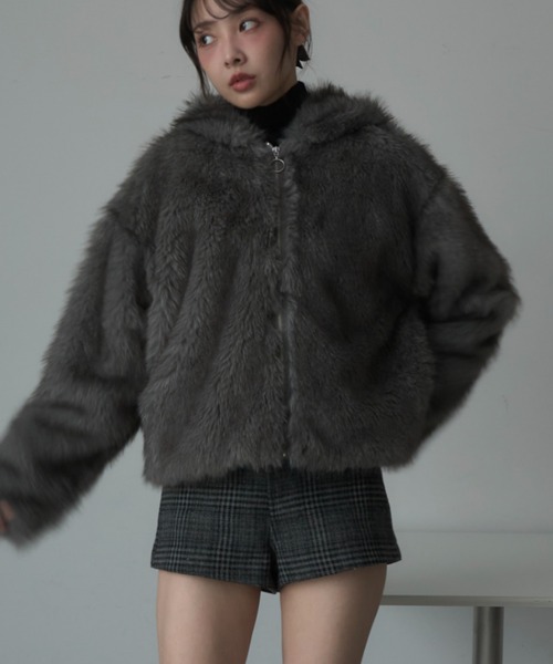 Nadana(ナダナ)の「チェック柄ショートパンツ(その他パンツ・レディース・グレー/ブラウン・MEDIUM/SMALL)」の17枚目の写真