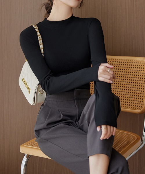 SallyLunn(サリーラン)の「あったかハイネックストレッチトップス(その他トップス・レディース・ホワイト/ベージュ/ブラック/グレー・MEDIUM/LARGE)」の8枚目の写真
