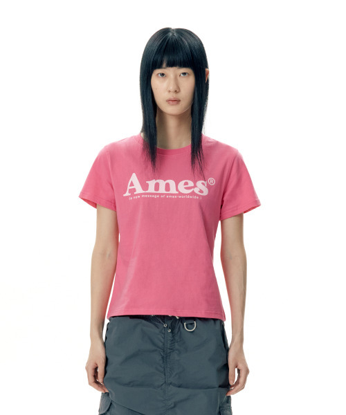 AMESWORLDWIDE(アメスワールドワイド)の「BASIC LOGO TEE PINK(Tシャツ/カットソー・レディース・その他・LARGE/MEDIUM/SMALL)」の2枚目の写真