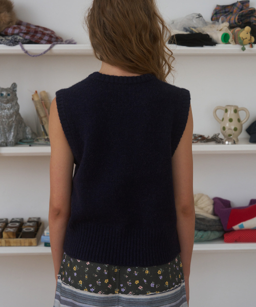 FUN FROM FUN(ファンフロムファン)の「Fun House Knit Vest, Navy(ベスト・レディース・その他・OS)」の7枚目の写真