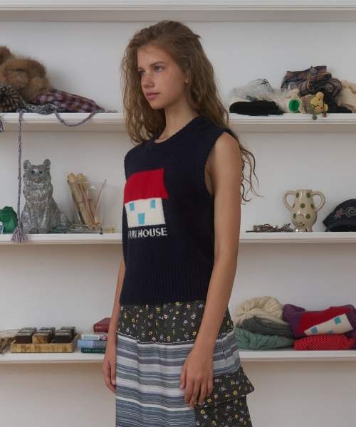 FUN FROM FUN(ファンフロムファン)の「Fun House Knit Vest, Navy(ベスト・レディース・その他・OS)」の9枚目の写真