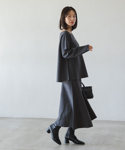 Noble(ノーブル)の「《セットアップ対応》ボートネックスムースニット(ニット/セーター・レディース・ホワイト/チャコールグレー・FREE)」の20枚目の写真