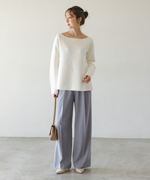 Noble(ノーブル)の「《セットアップ対応》ボートネックスムースニット(ニット/セーター・レディース・ホワイト/チャコールグレー・FREE)」の8枚目の写真