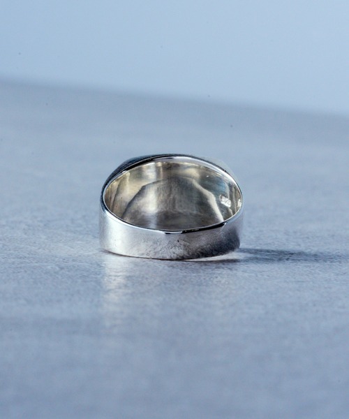 MAISON CLUB(メゾンクラブ)の「【MAISON CLUB】Silver925 KAY Ring /Various Stone Series/カイリング シルバー925(リング・メンズ・グリーン系1/ブルー/ブルー系4/ブラック/ブルー系その他2/ブルー系その他3/サックスブルー/マルチ/ホワイト/グリーン/ブラウン/レッド/グリーン系その他2/イエロー/ベージュ・17/ 19/21)」の20枚目の写真