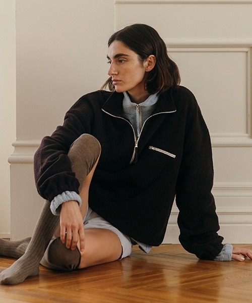 CREDONA（クレドナ）の「WOOL PILE HALF ZIP TOP/ウールパイルハーフジップトップ（Tシャツ/カットソー・レディース・グレー/ライトブルー/ボルドー・FREE）」の14枚目の写真