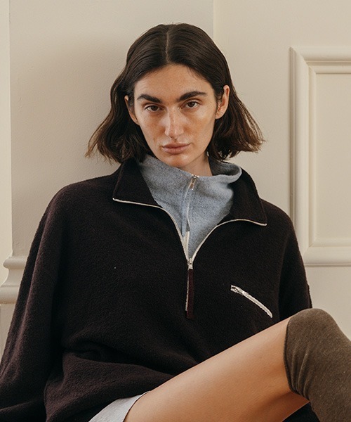 CREDONA（クレドナ）の「WOOL PILE HALF ZIP TOP/ウールパイルハーフジップトップ（Tシャツ/カットソー・レディース・グレー/ライトブルー/ボルドー・FREE）」の15枚目の写真