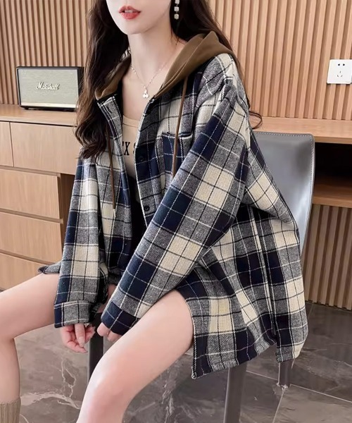 Miniministore（ミニミニストア）の「チェックフードシャツ レイヤード風シャツ（シャツ/ブラウス・レディース・ブラウン/ネイビー・FREE）」の21枚目の写真