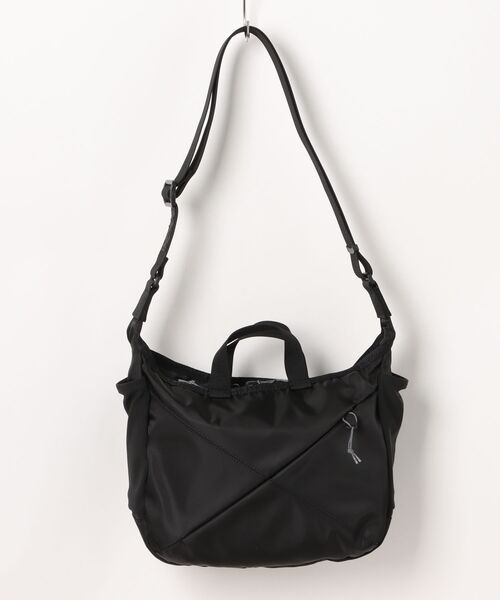 Samsonite Red（サムソナイトレッド）の「【SAMSONITE RED/サムソナイトレッド】 SAC'S BAR別注 バイアスジャック4D 2WAY SHOULDERBAG S（ショルダーバッグ・メンズ・ブラック・FREE）」の17枚目の写真