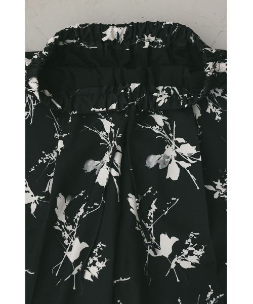 STYLEMIXER（スタイルミキサー）の「フラワープリントリラックスパンツ（その他パンツ・レディース・ホワイト/ブラック・SMALL/MEDIUM）」の20枚目の写真