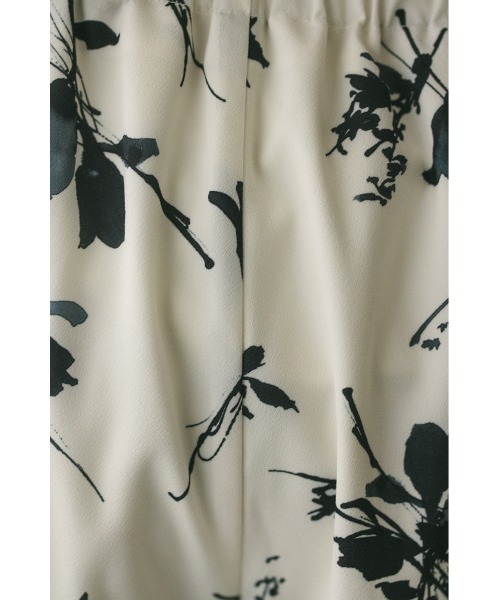 STYLEMIXER（スタイルミキサー）の「フラワープリントリラックスパンツ（その他パンツ・レディース・ホワイト/ブラック・SMALL/MEDIUM）」の10枚目の写真