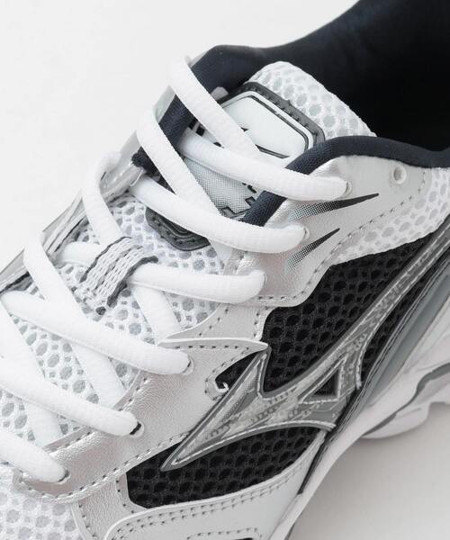 martinique(マルティニーク)の「《WEB限定》【MIZUNO/ミズノ】WAVE RIDER10(スニーカー・レディース・ホワイト・23.5/24/24.5/25)」の7枚目の写真