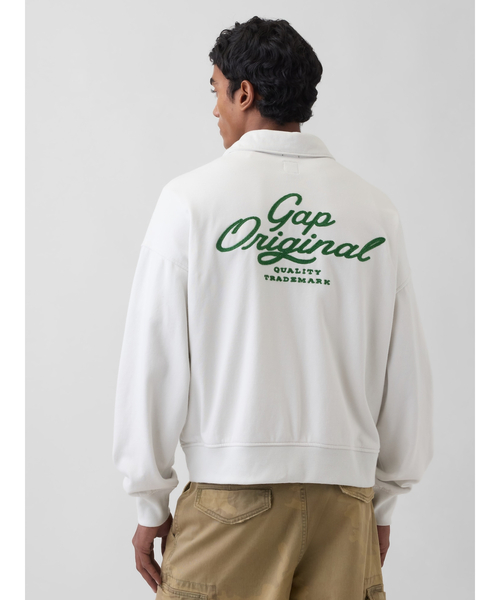 GAP(ギャップ)の「ヴィンテージソフト フレンチテリー オーバーサイズ GAPロゴ クロップド ハーフジップ プルオーバー(スウェット・メンズ・グレー/ホワイト/ブラウン/ブルー・XL/L/M/XS/S)」の2枚目の写真