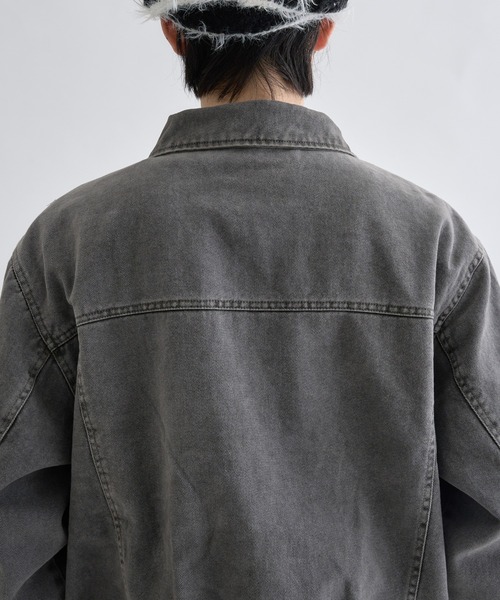 EPNK（イーピーエヌケー）の「Faded Center-Switch Work Jacket / フェーデットセンタースイッチワークジャケット（ブルゾン・メンズ・チャコールグレー/カーキ・SMALL/LARGE/MEDIUM）」の19枚目の写真