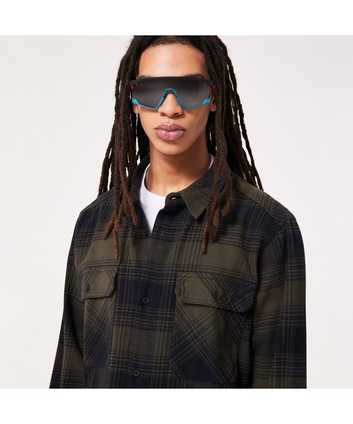 OAKLEY(オークリー)の「オークリー‘90s PLAID LS SHIRT/シャツ/ギンガムチェック/ライフスタイル/メンズ/OAKLEY(シャツ/ブラウス・メンズ・ブラック×ブルー/ブラウン系その他・M/S/L)」の2枚目の写真