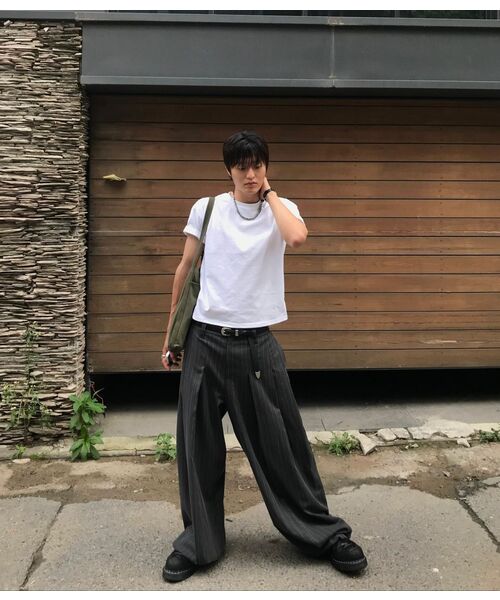 LEIRE（ルアール）の「エッセンシャルクロップTシャツ [ネイビー]（Tシャツ/カットソー・メンズ・その他・LARGE/X-LARGE/2XL/MEDIUM）」の2枚目の写真