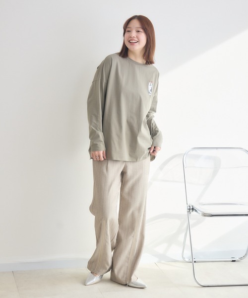 meeny miny(ミーニーマイニー)の「【meeny miny】CAT & BAKES 9456 『love』ロンT(Tシャツ/カットソー・レディース・ホワイト/カーキ/チャコールグレー・M-L/S-M)」の4枚目の写真