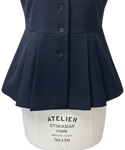 RUIRUE BOUTIQUE（ルイルエブティック）の「ストレッチ ｜ 【３点】 ピークドラペルジャケット ＆ ペプラムジレ ＆ タックワイドパンツ セット ｜ セレモニースーツ・フォーマルスーツ・ママスーツ・パンツスーツ・セットアップ（スーツセット・レディース・ネイビー/チャコール/ブラック・L/M）」の6枚目の写真