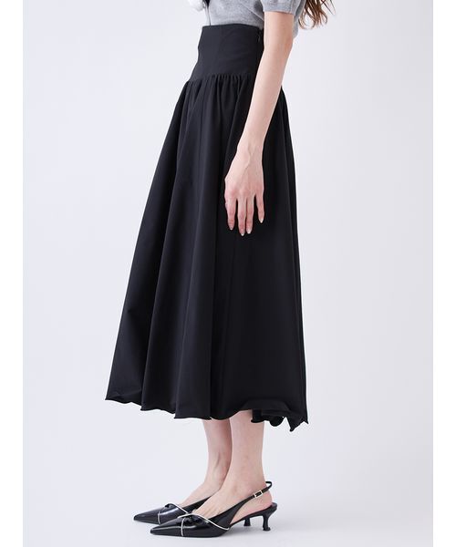 SNIDEL(スナイデル)の「ボリュームタフタスカート(スカート・レディース・レッド/アイボリー/ブラック・0/1)」の11枚目の写真