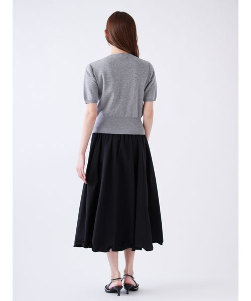 SNIDEL(スナイデル)の「ボリュームタフタスカート(スカート・レディース・レッド/アイボリー/ブラック・0/1)」の16枚目の写真