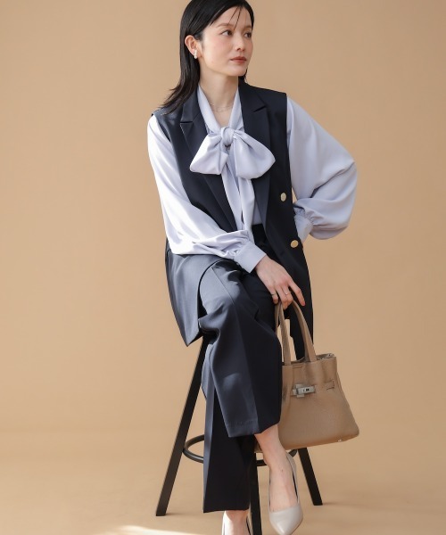 Bou Jeloud（ブージュルード）の「【はあちゅう*Bou Jeloud】テーラーカラーベスト（ベスト・レディース・ネイビー/グレイッシュベージュ/ブラック・38）」の6枚目の写真