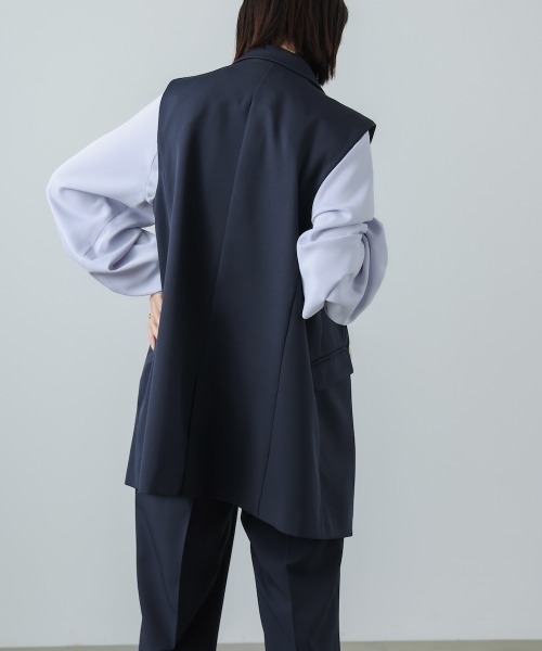 Bou Jeloud（ブージュルード）の「【はあちゅう*Bou Jeloud】テーラーカラーベスト（ベスト・レディース・ネイビー/グレイッシュベージュ/ブラック・38）」の14枚目の写真