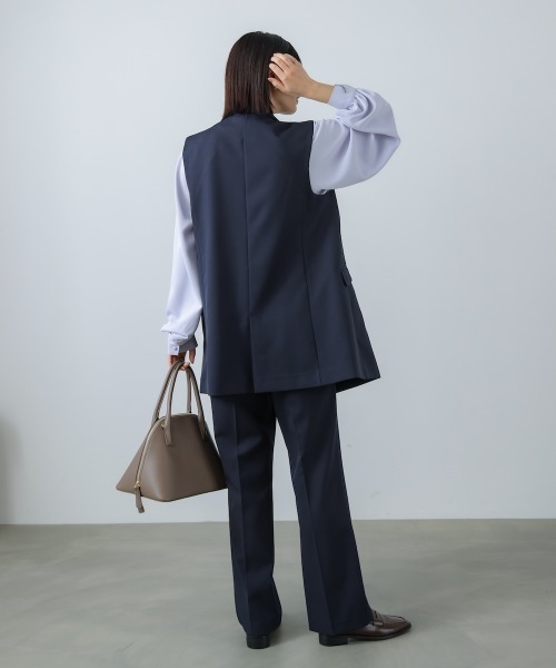 Bou Jeloud（ブージュルード）の「【はあちゅう*Bou Jeloud】テーラーカラーベスト（ベスト・レディース・ネイビー/グレイッシュベージュ/ブラック・38）」の15枚目の写真