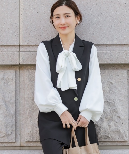 Bou Jeloud（ブージュルード）の「【はあちゅう*Bou Jeloud】テーラーカラーベスト（ベスト・レディース・ネイビー/グレイッシュベージュ/ブラック・38）」の18枚目の写真