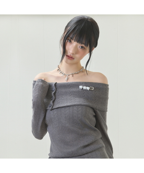 LUVISTRUE(ラヴイズトゥルー)の「EL OFF-SHOULDER KNIT(CHARCOAL)(ニット/セーター・レディース・その他・FREE)」の1枚目の写真