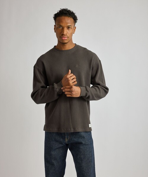 Saturdays NYC（サタデーズ ニューヨークシティ ）の「Alex Heavy Waffle Relaxed LS Tee（Tシャツ/カットソー・メンズ・ライトグレー/チャコールグレー/グリーン・L/S/M）」の4枚目の写真