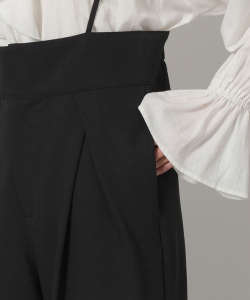 LAKOLE（ラコレ）の「ハイウエストタックサロペット / 647935（サロペット/オーバーオール・レディース・グレー/ブラック・FREE）」の17枚目の写真