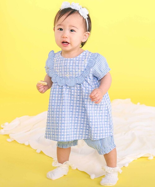 SLAP SLIP BABY（スラップスリップベビー）の「【お揃い】ハートギンガムチェックスカラップフリルワンピース+ブルマセットアップベビー(70~80cm)（その他ベビーウェア・キッズ・ブルー系その他/レッド系その他・FREE）」の4枚目の写真