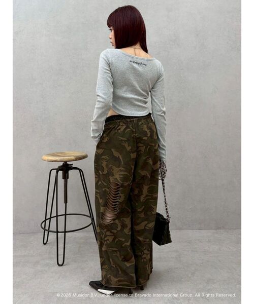 EVRIS（エヴリス）の「【ザ・ローリング・ストーンズ】ヘンリーネックトップス（Tシャツ/カットソー・レディース・グレー/ブラック/ホワイト・FREE）」の7枚目の写真