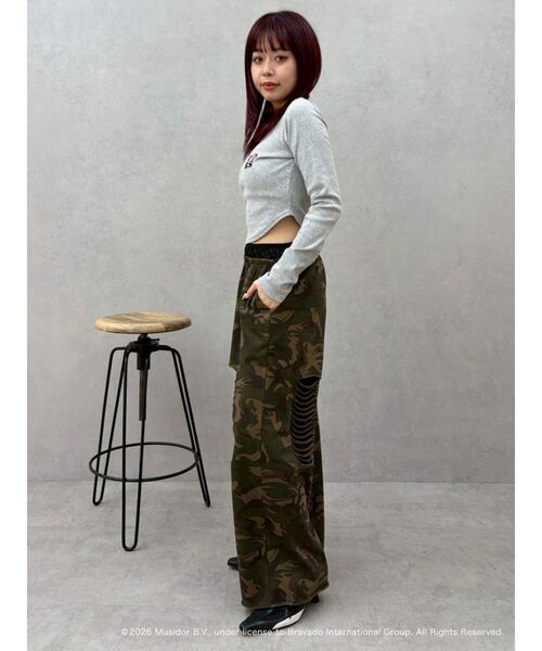 EVRIS（エヴリス）の「【ザ・ローリング・ストーンズ】ヘンリーネックトップス（Tシャツ/カットソー・レディース・グレー/ブラック/ホワイト・FREE）」の8枚目の写真