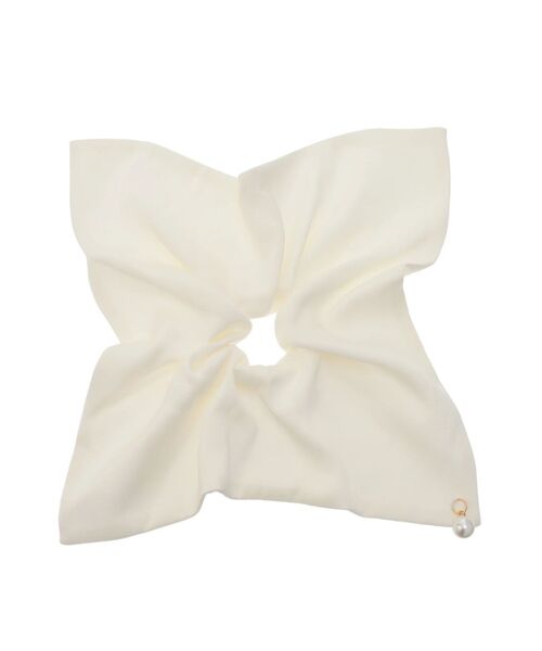 dazzlin(ダズリン)の「サテンパールスクエアシュシュ(シュシュ・レディース・アイボリー/ブラック/ピンク・FREE)」の8枚目の写真